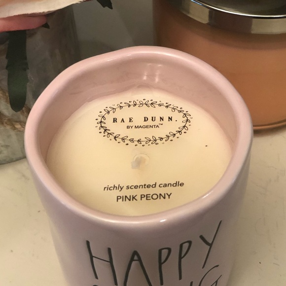 🌸LAST 1🌸 Rae Dunn HAPPY SPRING 7.7 oz Candle - Picture 4 of 4
